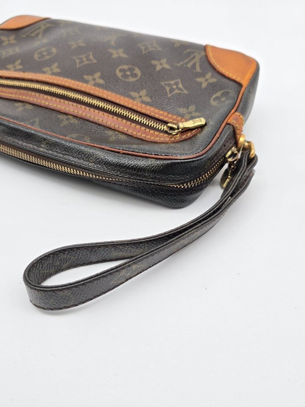 Authentic Louis Vuitton Marly Dragonne Monogram Canvas Zip Clutch Front Pocket - Picture 6 of 16